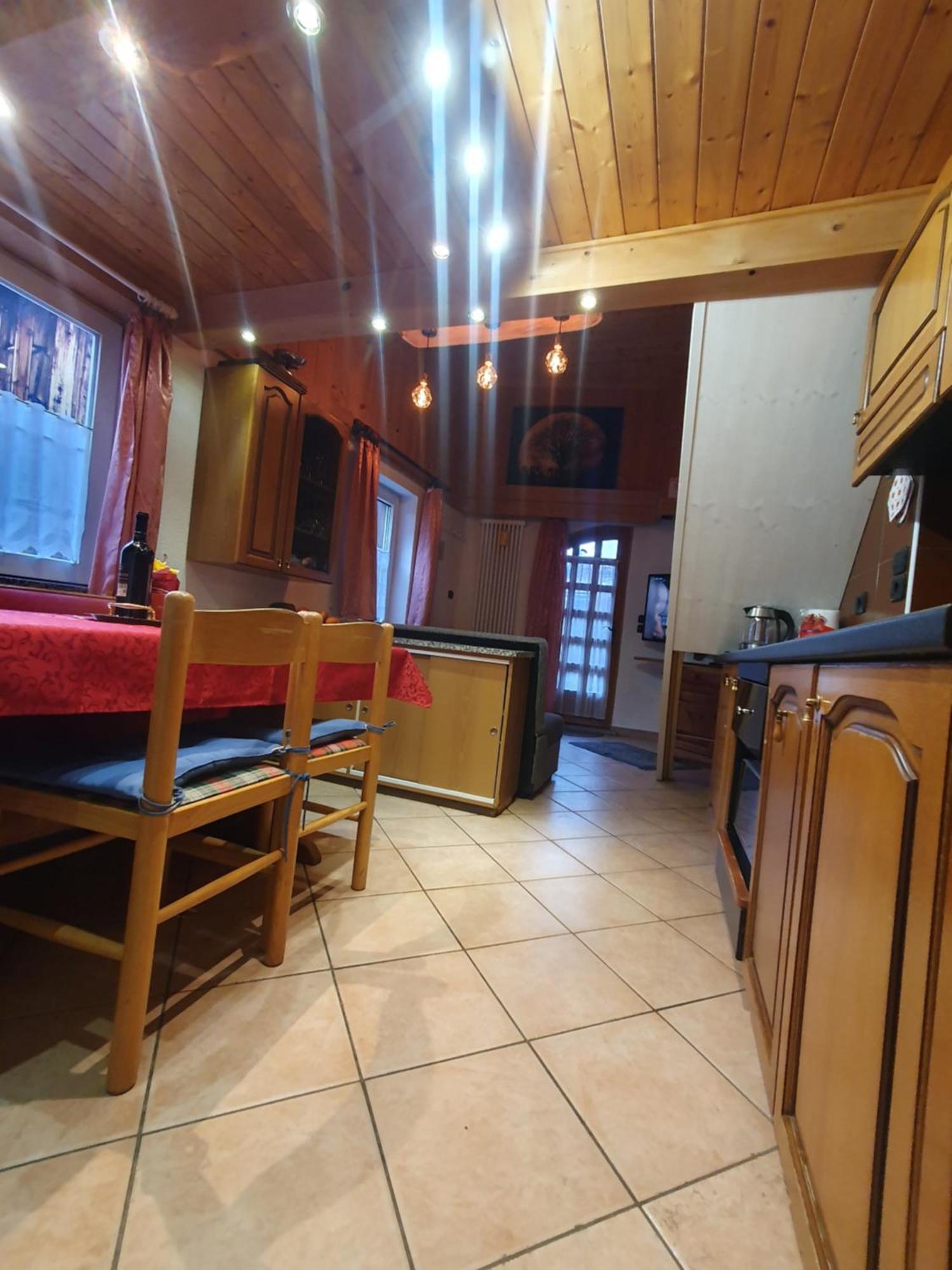 Casa Claudio-Appartamenti In Centro كامبيتيلو دي فاسا المظهر الخارجي الصورة